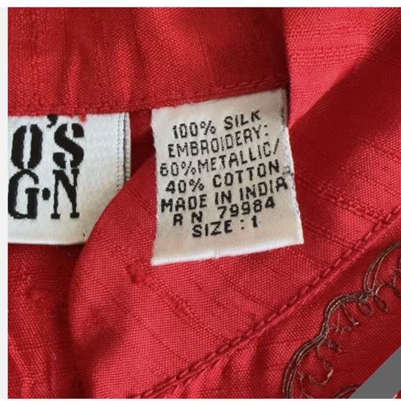 Chico's 100% Silk Top Women's Size Medium Red Asian Beaded Embroidery Button Up - Picture 7 of 9